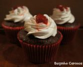 Cupcakes simples de frutas vermelhas